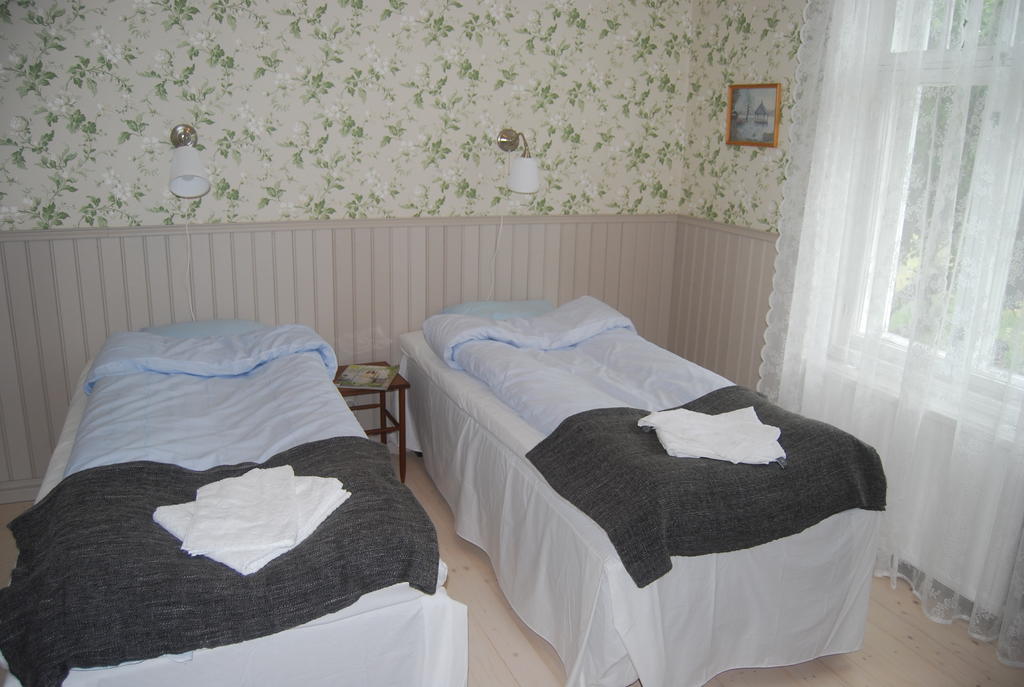 Amalia Bed & Breakfast Lemland Стая снимка